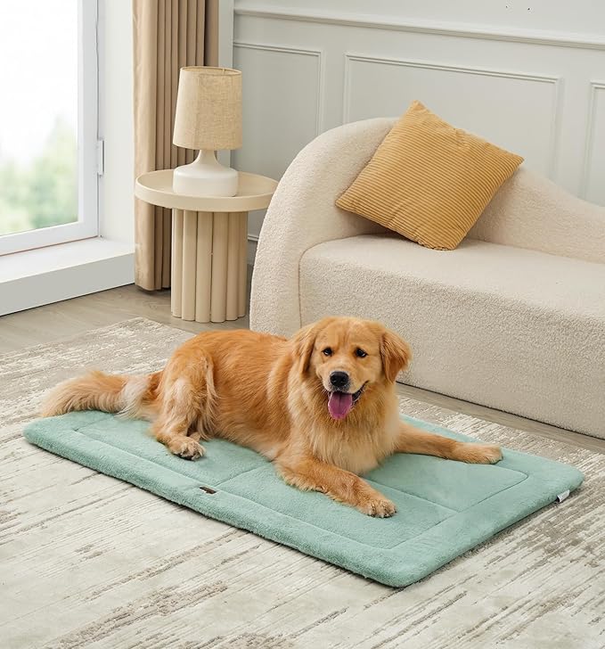 MADE 4 PETS Dog Crate Pad Bed for Large Dogs, Washable & Reversible, Anti-Slip Kennel Mat for Cozy Sleeping, Soft Fluffy Dog Bed for Indoor & Outdoor Use, 41"x29", Green