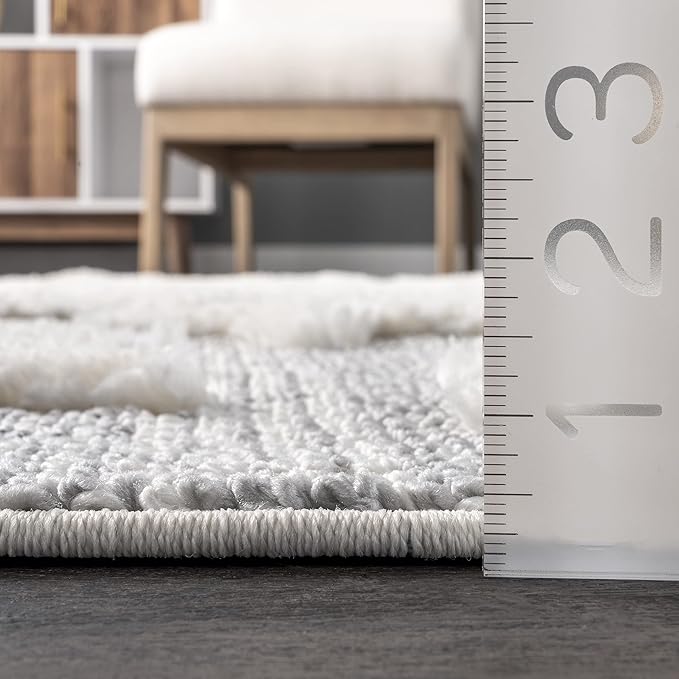 nuLOOM Raven Modern Stars High Low Shaggy Tassel Area Rug, 5x8, Light Grey