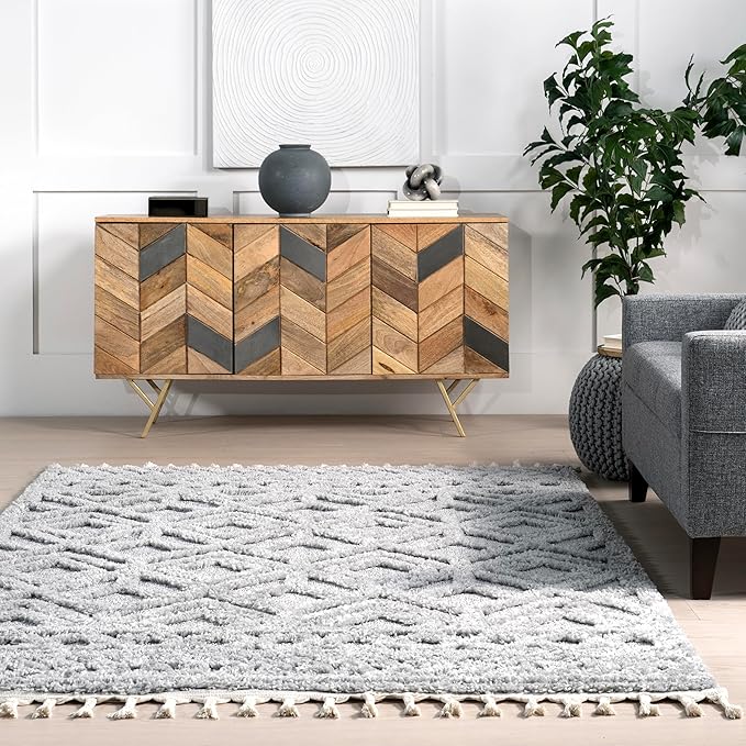 nuLOOM Akia Light Grey, 3' x 5', Geometric Lattice, Tasseled, Soft and Textured, High Traffic, Stain Resistant, Durable Area Rug for Bedroom, Living Room, Dining Space, Den, Foyer, Entryway