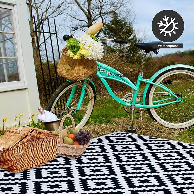 FH Home Outdoor Rug - Waterproof, Fade Resistant, Reversible - Premium Recycled Plastic - Geometric - Porch, Deck, Balcony, Mudroom, Laundry Room, Patio - Aztec - Black & White Crease Free - 3 x 5 ft