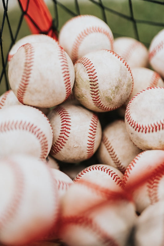 Sports Bedding for Kids: How to Style Baseball and Football-Themed Bedrooms