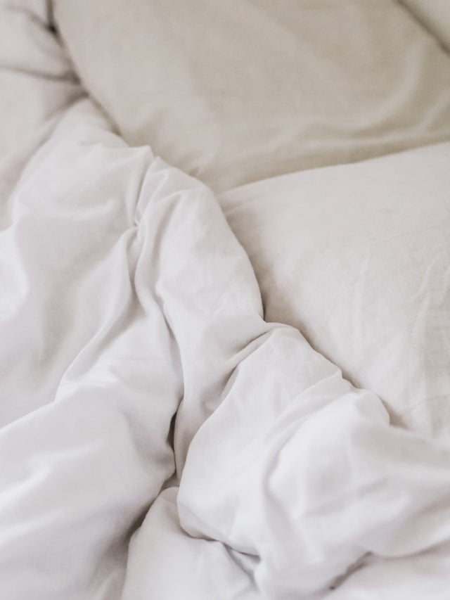 Wrap-Around Bed Skirts: How to Choose Drop Length, Color, and Fit