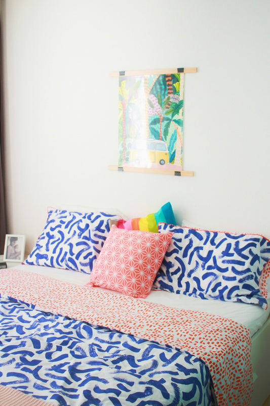 How to Choose Bedding for a Colorful Bedroom