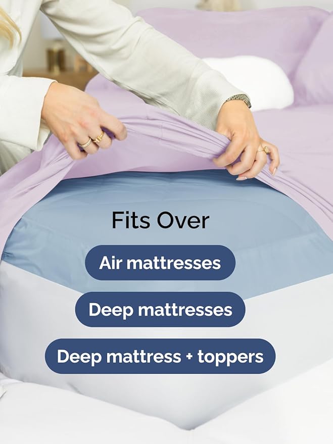 Extra Deep King Fitted Sheet - Hotel Luxury Single Fitted Sheet Only - Easily Fits 18 inch to 24 inch Mattress - Ultra Soft, Wrinkle Free with Extra Deep Pockets - Breathable & Comfy - Light Lavender