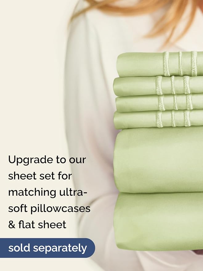 Extra Deep Queen Fitted Sheet - Hotel Luxury Single Fitted Sheet Only - Easily Fits 18 inch to 24 inch Mattress - Ultra Soft, Wrinkle Free w/Extra Deep Pockets - Breathable & Comfy - Light Sage Green