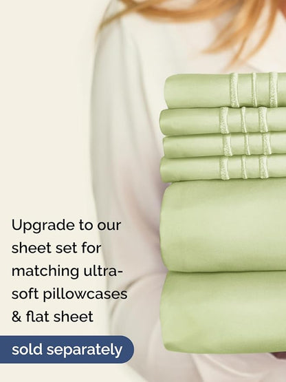 Extra Deep Full Fitted Sheet - Hotel Luxury Single Fitted Sheet Only - Easily Fits 18 inch to 24 inch Mattress - Ultra Soft, Wrinkle Free w/Extra Deep Pockets - Breathable & Comfy - Light Sage Green
