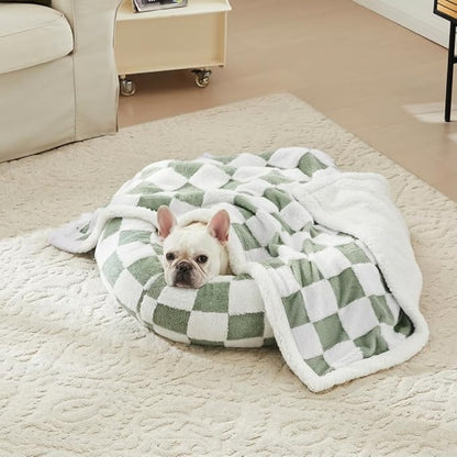 Checkered Dog Blanket, Sage Green Jacquard Sherpa Blankets for Small Dog and Cats, Cute Aesthetic Style Fluffy Fleece Pets Blanket for Couch Protection Washable, 25"x35"