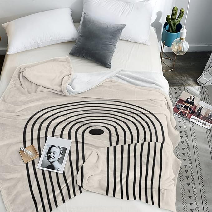 Boho Mid Century Blankets Orange Beige Throws Abstract Modern Aesthetic Bedding Minimalist Sun Leaf Soft Warm Bed Bedding Blankets for Couch Bedroom Sofa Office Cozy Flannel Blanket 40"X50"