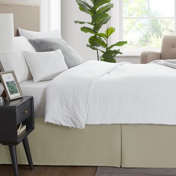 Nestl Green Bed Skirt Cal King Size - Cal King Bed Skirt 14 Inch Drop - Brushed Microfiber Bed Skirts - Hotel Quality Pleated Bed Skirt - Shrinkage & Fade Resistant