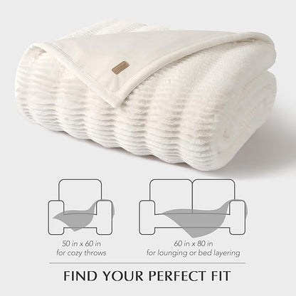 EVERGRACEHOME Ultra Soft Faux Fur Throw Blanket for Couch, Luxury Sculpted Texture Faux Rabbit Fur Blanket for Bed, Fluffy Thick Plush Warm Fuzzy Throw, 920GSM (Bright White, 50''x60'')