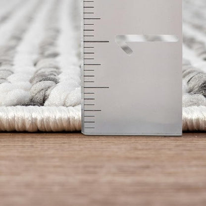 LUXE WEAVERS Solid Machine Woven White Dark Gray 5x7 Area Rug, Indoor Stain-Resistant Carpet
