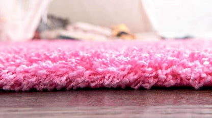 Unique Loom Solid Shag Collection Area Rug (6' 1" x 9' Rectangle, Taffy Pink)