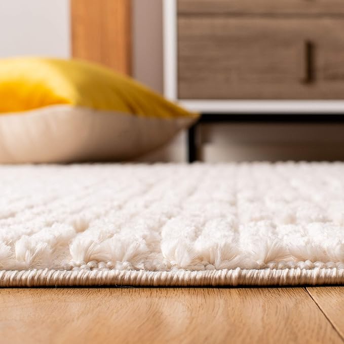 SAFAVIEH Marrakesh Collection Runner Rug - 2'2" x 10', Beige, Moroccan Boho Tribal Tassel Design, Non-Shedding & Easy Care, Ideal for High Traffic Areas in Living Room, Bedroom (MRK517C)