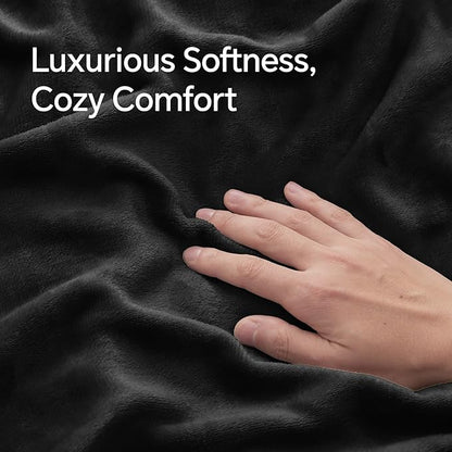 BEDELITE Flannel Pillow Cases Queen Size Set of 2, Super Soft Fleece Pillowcases with Zipper for Bedroom, Sofa, Couch,Luxury Cozy Fuzzy Velvet Pillow Shams for All Seasons(20x30 Inches,Black)