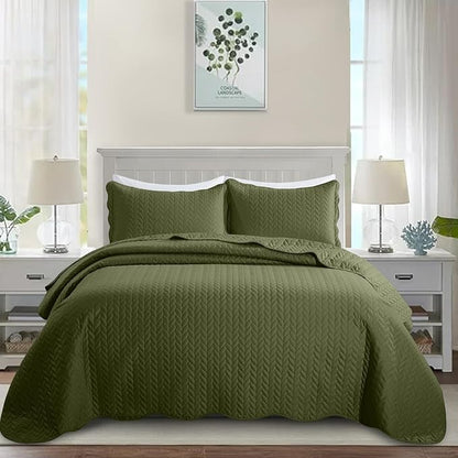 IR Imperial Rooms 8 Pack Quilt King Size Bedding (106" x 96") - Bulk Wholesale for Hotels, Guest Bedroom & Airbnbs - Lightweight Microfiber Reversible Embossed Quilts Bedspread (Olive Green)