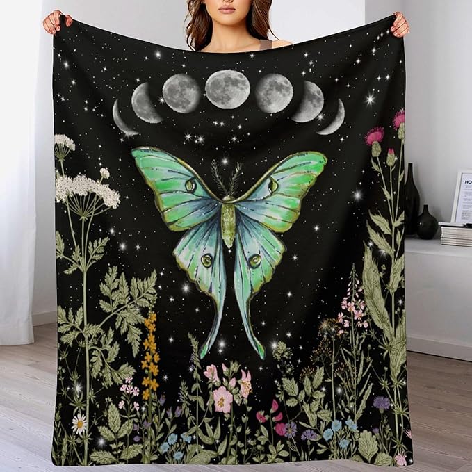 Moth Floral Flannel Blanket, Gothic Witchy Moon Phase Botanical Vintage Wildflower Plantsprint Soft Warm Fuzzy Throw Blanket for Couch Sofa Office Bed, 50"x60"