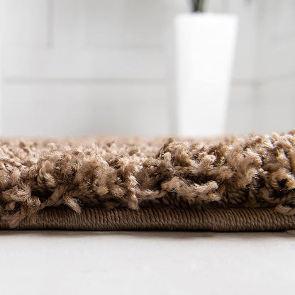 Unique Loom Solid Shag Collection Area Rug (4' 1" Round, Sandy Brown)