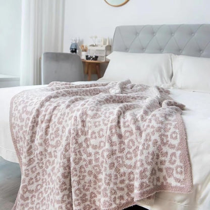 Ultra Soft Leopard Throw Blanket for Couch, Lightweight Warm Fluffy Reversible Cream Cheetah Throw Blanket for Sofa Bed Decor, Beige