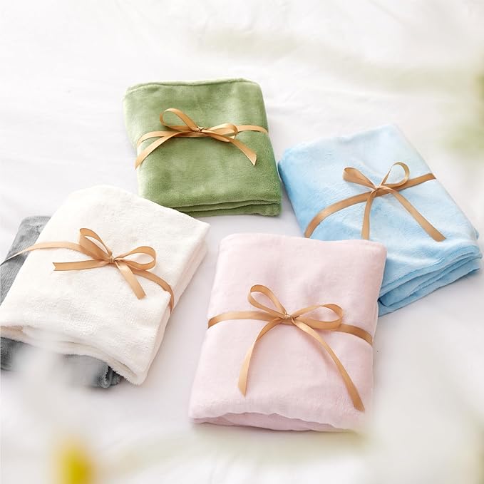BEDELITE Flannel King Size Pillow Cases Set of 2, Super Soft Fleece Pillowcases with Zipper for Bedroom, Sofa, Couch,Luxury Cozy Fuzzy Velvet Pillow Shams for All Seasons(20x36 Inches,Off White)