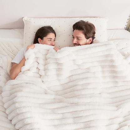 Cozy Bliss Faux Fur Throw Blanket for Couch, Cozy Warm Plush Striped Blanket for Sofa Bedroom Living Room, 90 * 90 Inches Cream White