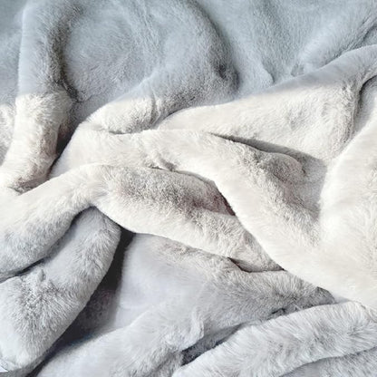 Faux Rabbit Fur Washable Rugs for Bedroom Light Grey Fluffy Rug for Living Room Non Slip Faux Fur Rug for Hallway 2x6 Shaped Rugs
