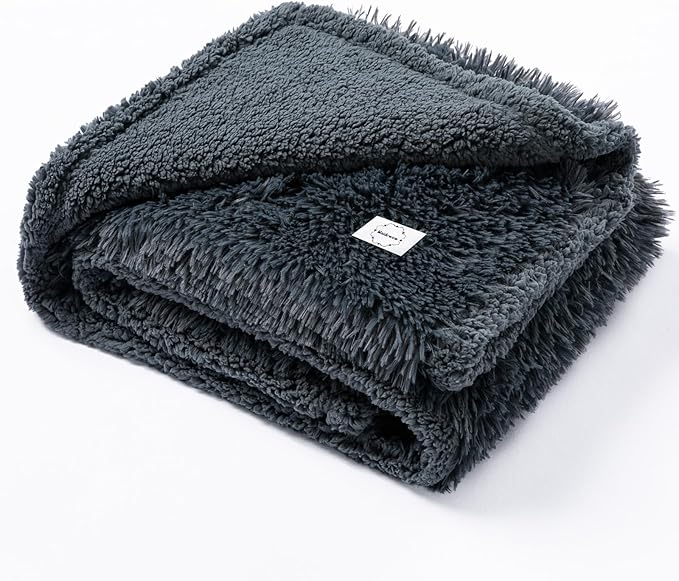 Waterproof Dog Calming Blanket Gray Pet Throw Blankets for Dogs Cats Fluffy Long Faux Fur Puppy Couch Cover Reversible Love Bed Mat Washable(Gray,S-40x28in)