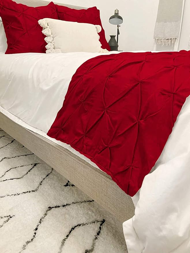 Bed Runner Set - 100% Pure Cotton 800 Thread Count - Luxury 1 Pinch Pleated Bed Runner and 2 Pillow Cover - 3 Piece Pinch Pleated Bed Runner Set Twin, Red