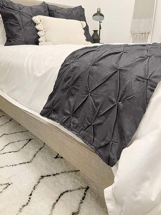 Bed Runner Set - 100% Pure Cotton 800 Thread Count - Luxury 1 Pinch Pleated Bed Runner and 2 Pillow Cover - 3 Piece Pinch Pleated Bed Runner Set Twin, Dark Grey