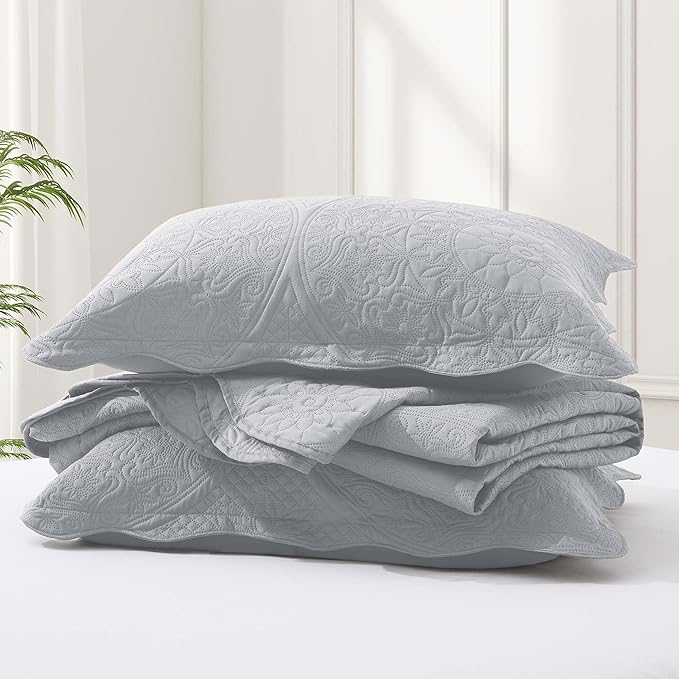 IR Imperial Rooms 10 Pack Twin Quilt Bedding Set (68" x 86") - Bulk Wholesale for Hotels, Guest Bedroom & Airbnbs - Lightweight Microfiber Reversible Floral Embossed Quilts Bedspreads (Silver)