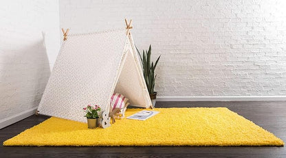 Unique Loom Solid Shag Collection Area Rug (4' 1" x 6' 1" Rectangle, Tuscan Sun Yellow)