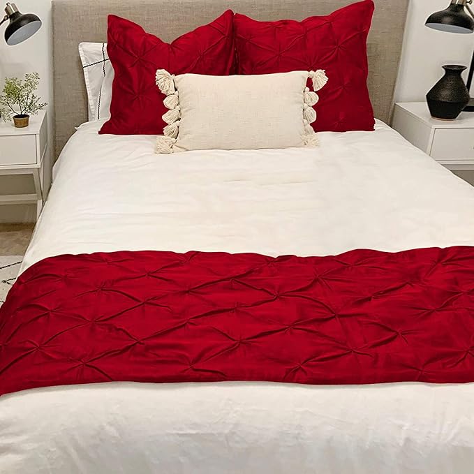 Bed Runner Set - King, Red: 3 Piece Set, 100% Cotton, 800 Thread Count, Pinch Pleated Bed Runner & 2 Pillow Covers (26x26 Inch)