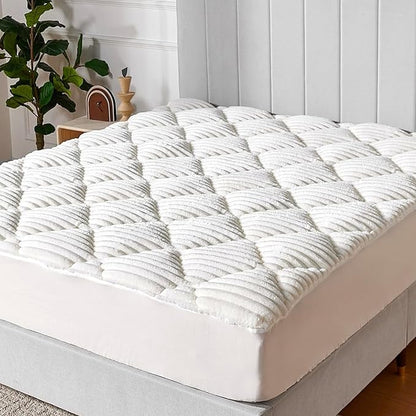 Novilla King Mattress Topper - Cloud-Like Softness Mattress Pad with Plush Flannel, Electric Blanket Alternative for Cold Sleepers, Deep Pocket 8-21 Inch, Machine Washable