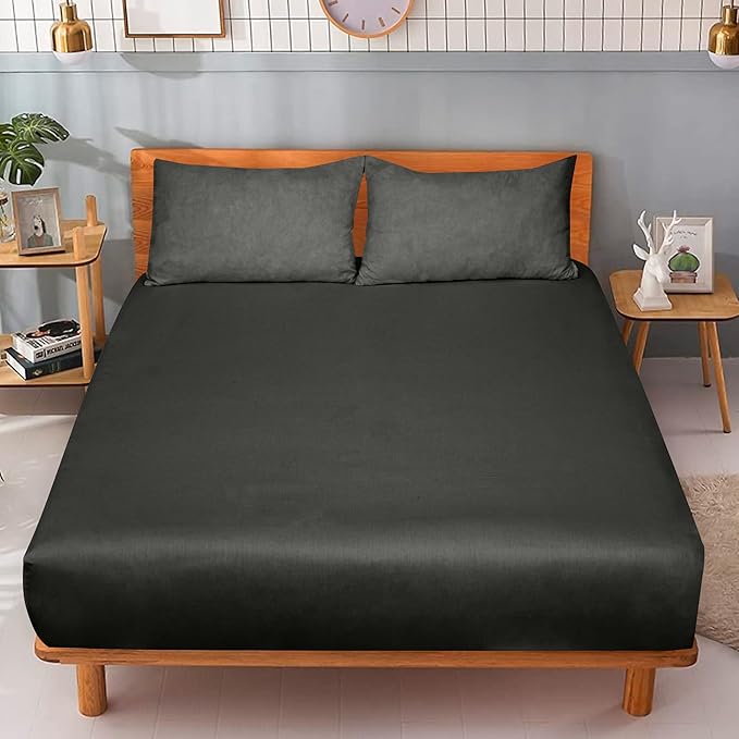 ROYALE LINENS 300 Thread Count 100% Long Staple Combed Cotton Fitted Sheet Full - Super Soft Deep Pocket Bottom Sheet - Fitted Sheets Only - Elastic Sheets (Full, Black)