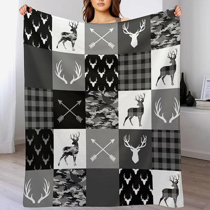 Rustic Cabin Throw Blanket, Farmhouse Grey Camouflage Deer Vintage Country Hunting Wildlife Blanket Throw for Bed Camping Travel Living Room Bedroom, 40"x50"