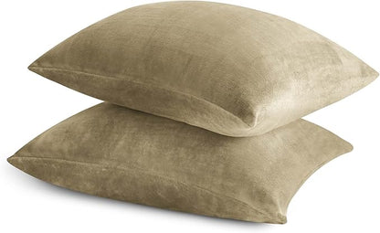 BEDELITE Flannel Pillowcases Standard Set of 2, Super Soft Fleece Pillow Case Cover with Zipper for Bedroom, Sofa, Couch,Luxury Cozy Fuzzy Velvet Pillow Shams for All Seasons(20x26 Inches, Camel)