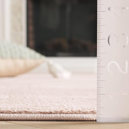 SAFAVIEH Revive Collection Runner Rug - 8', Pink, Non-Shedding & Easy Care, Ideal for High Traffic Areas in Living Room, Bedroom, Dining (REV102U-28)