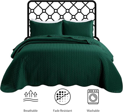 IR Imperial Rooms 8 Pack California King Quilt Bedding Set (118"x106") - Bulk Wholesale for Hotels, Guest Bedroom & Airbnbs - Lightweight Microfiber Reversible Embossed Quilts Bedspread (Emerald)