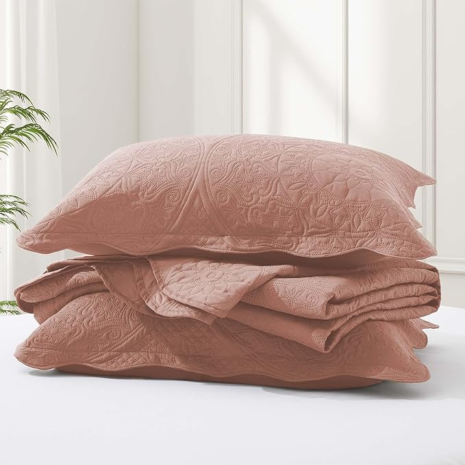 IR Imperial Rooms 10 Pack Twin Quilt Bedding Set (68" x 86") - Bulk Wholesale for Hotels, Guest Bedroom & Airbnbs - Lightweight Microfiber Reversible Floral Embossed Quilts Bedspreads (Peach)