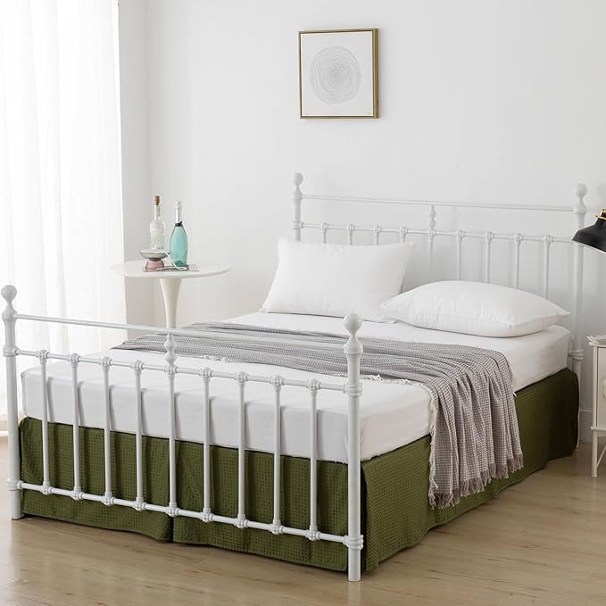 Queen Bed Skirt, Pleated Waffle Weave Bed Skirt with Split Corners, Tailored Dust Ruffle 16 Inch Drop Easy Fit, Machine Washable (Green, Queen - 16" Drop)