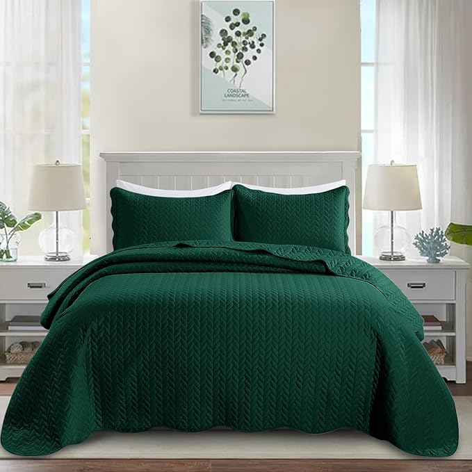 IR Imperial Rooms 8 Pack California King Quilt Bedding Set (118"x106") - Bulk Wholesale for Hotels, Guest Bedroom & Airbnbs - Lightweight Microfiber Reversible Embossed Quilts Bedspread (Emerald)