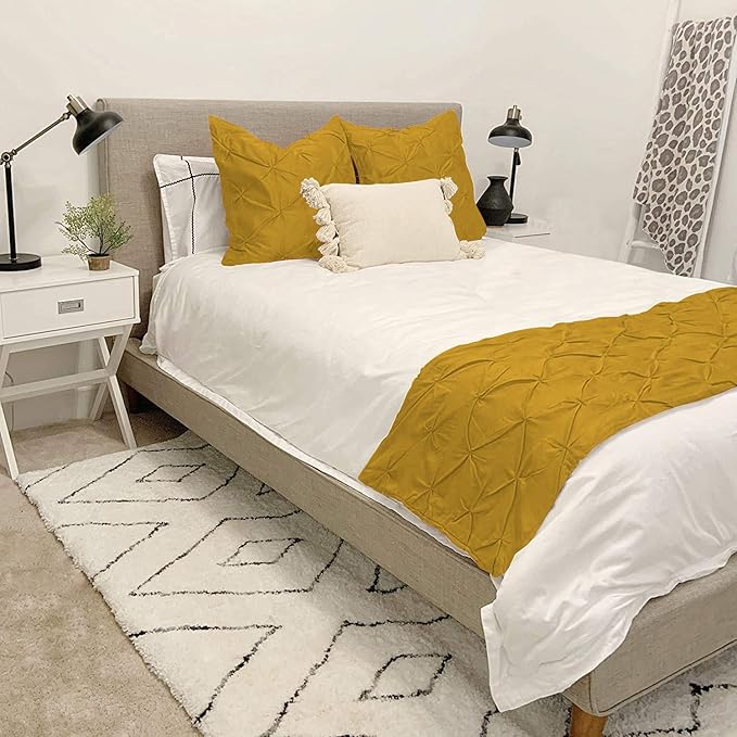 Bed Runner Set - 100% Pure Cotton 800 Thread Count - Luxury 1 Pinch Pleated Bed Runner and 2 Pillow Cover - 3 Piece Pinch Pleated Bed Runner Set California King, Gold