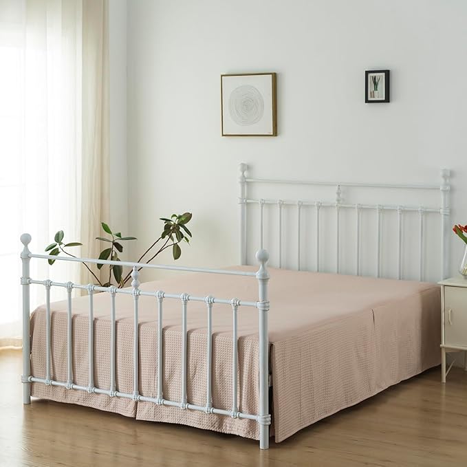 Queen Bed Skirt, Pleated Waffle Weave Bed Skirt with Split Corners, Tailored Dust Ruffle 18 Inch Drop Easy Fit, Machine Washable (Cream, Queen - 18" Drop)