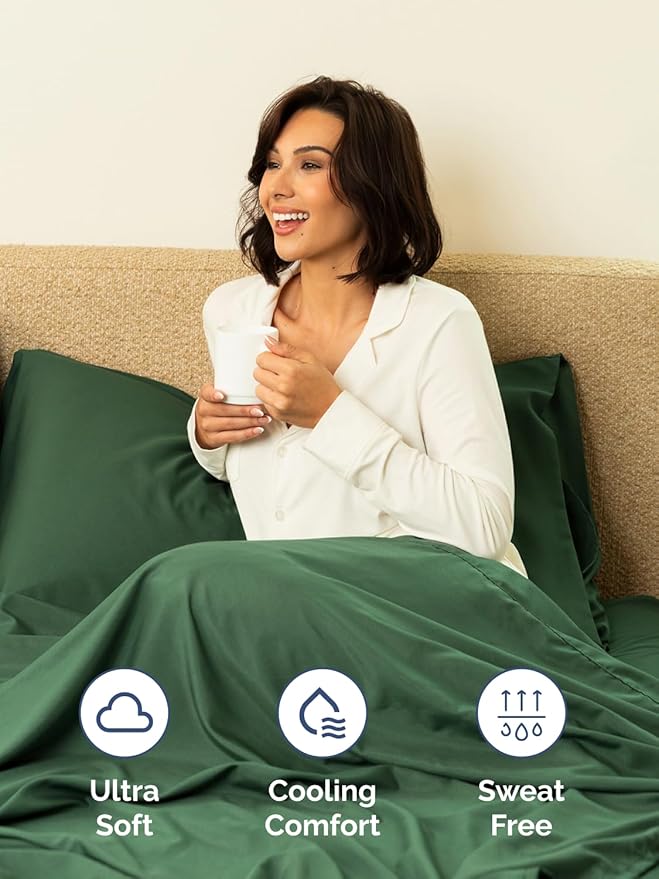 Extra Deep Pocket Queen Sheet Set - 4 Piece Breathable & Cooling Bed Sheets - Hotel Luxury Sheet Set - Soft, Wrinkle Free & Comfy - Easily Fits Extra Deep Mattresses - Deep Pocket Emerald Green Sheets