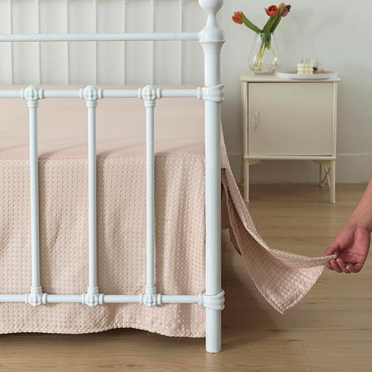 Queen Bed Skirt, Pleated Waffle Weave Bed Skirt with Split Corners, Tailored Dust Ruffle 18 Inch Drop Easy Fit, Machine Washable (Cream, Queen - 18" Drop)
