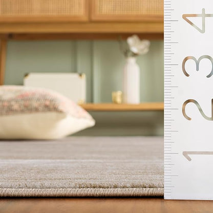 SAFAVIEH Vision Collection Area Rug - 3' Square, Cream, Modern Ombre Design, Non-Shedding & Easy to Clean, Ideal for Foyer, Entryway, Bedroom, Accent Space (VSN606F)