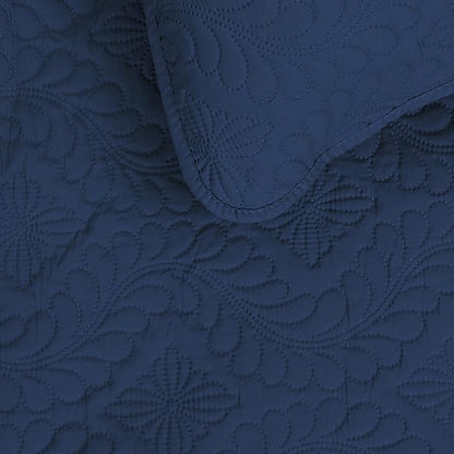 Easy-Going Twin Size Reversible Quilt Set with 1 Quilt and 1 Pillow Sham, Soft Bed Quilt Cover, Water Resistant Lightweight Microfiber Bedspread, Stain Resistant, Olive Leaf-Dark Blue/Light Blue