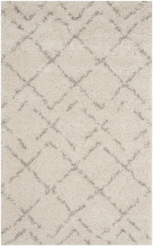 SAFAVIEH Arizona Shag Collection Area Rug - 3'2" x 5', Ivory & Beige, Moroccan Boho Design, Non-Shedding & Easy to Clean, Ideal for Living Room, Bedroom, Dining Space (ASG743A)