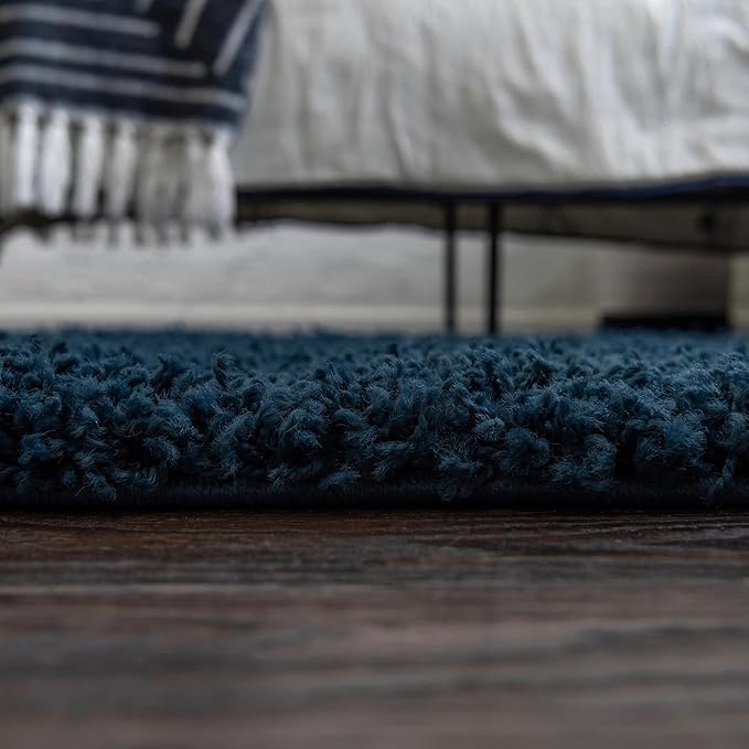 Unique Loom Solid Shag Collection Area Rug (10' x 13' 11" Rectangle, Sapphire Blue/ Navy Blue)