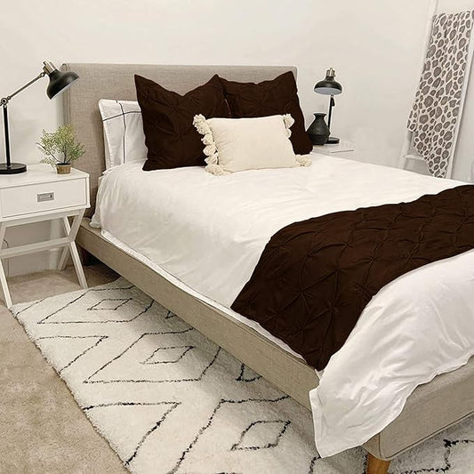 Bed Runner Set - 100% Pure Cotton 800 Thread Count - Luxury 1 Pinch Pleated Bed Runner and 2 Pillow Cover - 3 Piece Pinch Pleated Bed Runner Set Queen, Chocolate