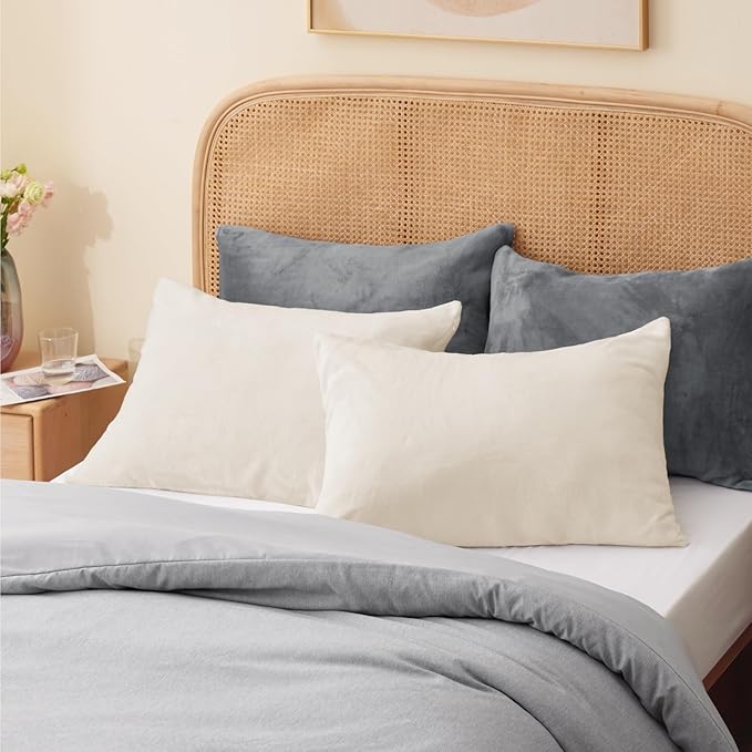 BEDELITE Flannel King Size Pillow Cases Set of 2, Super Soft Fleece Pillowcases with Zipper for Bedroom, Sofa, Couch,Luxury Cozy Fuzzy Velvet Pillow Shams for All Seasons(20x36 Inches,Off White)